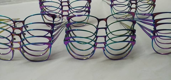眼鏡は虹のコータ、眼鏡フレームの多アーク イオン メッキ装置を組み立てます